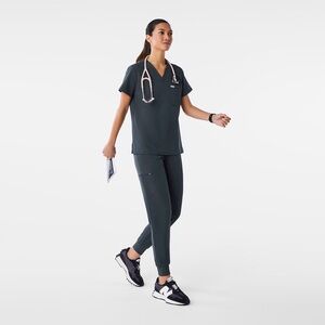 Figs dark harbor Zamora jogger & casma top scrub set